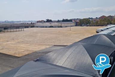Check-In Park Valet - Lisboa, R. Projectada A Camarate (disabled) 3