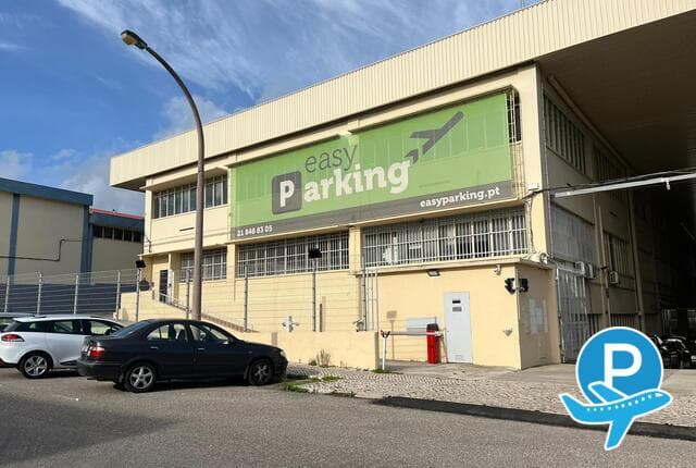 Easy Parking Lisbon - Lisboa, Alameda das Comunidades Portuguesas (disabled) 6