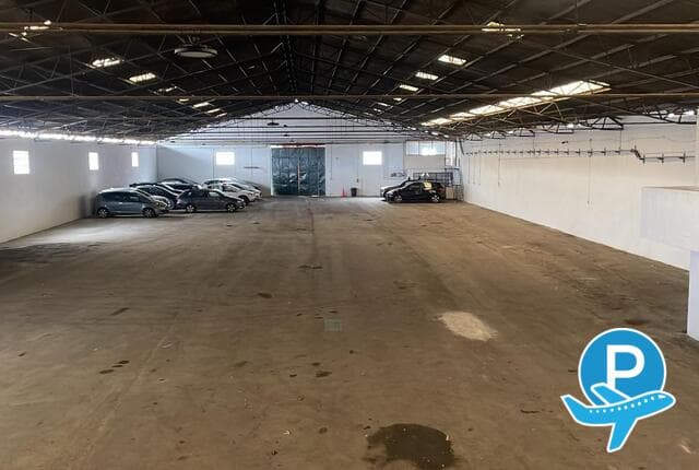 Top Parking - Lisboa - Sacavém, Quinta do Carmo - Rua B Lt.43 1
