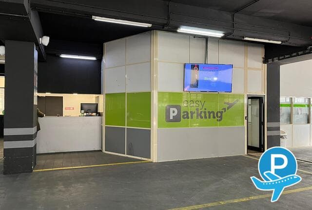 Easy Parking Lisbon - Lisboa, Alameda das Comunidades Portuguesas (disabled) 7