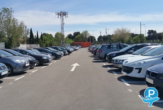 Parking Barajas T1 - T2 - Madrid, C. Zaorejas, 2 1