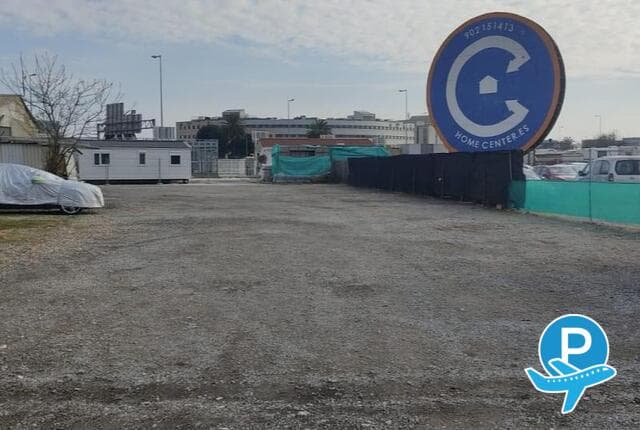 Car & Fly Garage - Barcelona, Aeropuerto de Barcelona-El Prat. Autovía de Castelldefels KM 191, 5 1